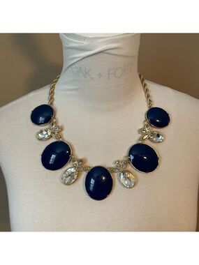 Banana Republic statement necklace